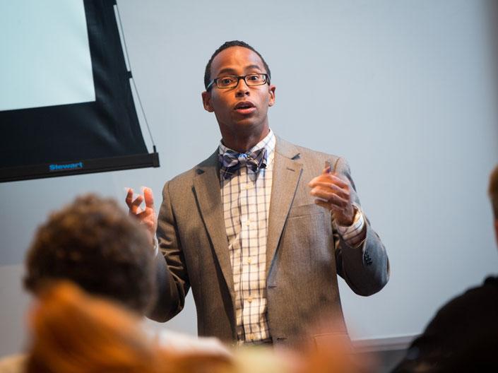 Case Western Reserve University faculty member John Paul Stephens presenting a lecture