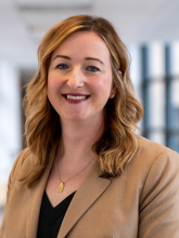 Headshot of Lora Parent