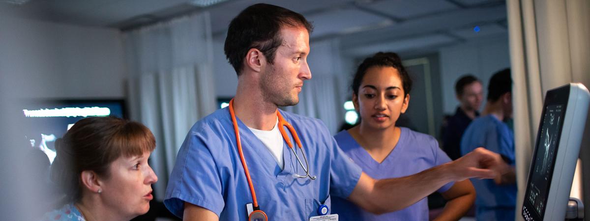 Med students working at the hospital