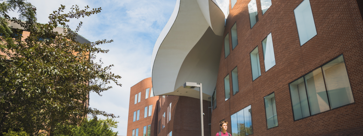 Students walking outside at Case Western Reserve