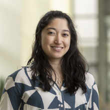 Leah Roldan Headshot