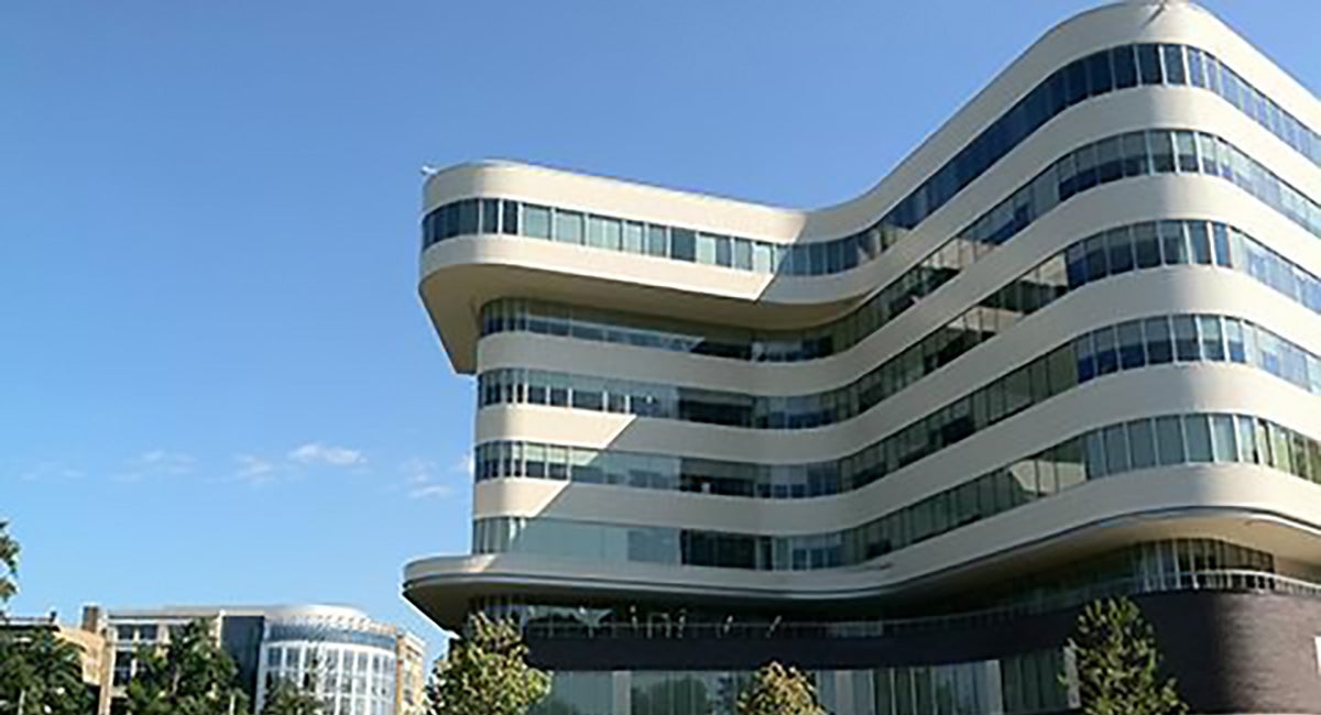 LSCD VAMC Wade Park Campus Exterior